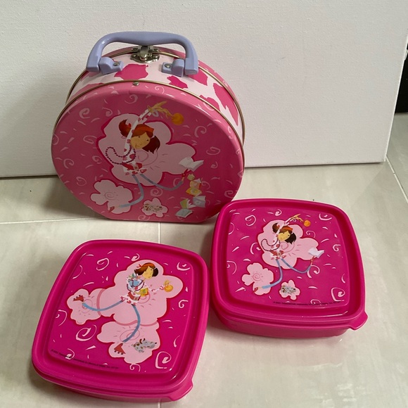Vintage Katie J Box and two Snack Containers - Picture 2 of 7